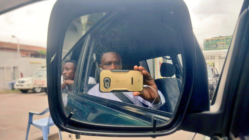 AkhenDis tweet picture