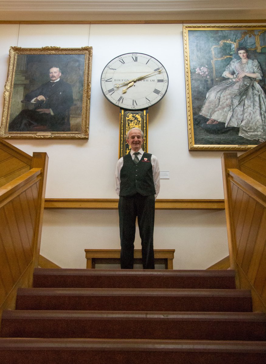 WolfsonCam's tweet image. Welcome to Formal Hall. #fridayevening #beststaffever #bigclock #champagne