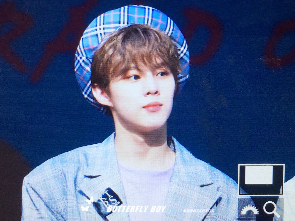 180602 대구 

오늘도 잘생김우석 ❤️

#업텐션 #우신 #UP10TION #WOOSHIN