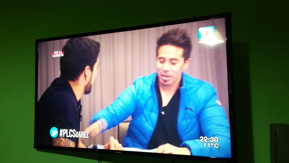 FedeMaPe's tweet photo. #PLCSuarez @canal10uruguay @PorlaCamiseta10 Arriba Uruguay!! Arriba el mejor 9. https://t.co/ykWUhZlXbm