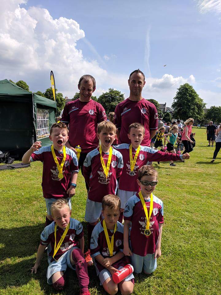What a scorcher ☀ great day <a href="/DumbartonUnited/">Dumbarton United</a> festival ⚽ 🏅 boys all did well.