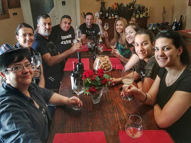 GETreport's tweet photo. Na putu za Slapnicu 🍷🍾🍴💖 #Slapnica #Barun #Barundić #Krašić #Žumberak 
#wine #wineday #GETreport #traveler #winetraveler #winelover #lifelover #foodie #thatwayoflife #lovemyjob #samoljubav #onlylove #Croatia #Hrvatska #winecountry
#twitter https://t.co/sA6PMwxheb https://t.co/95vgOBYz5m
