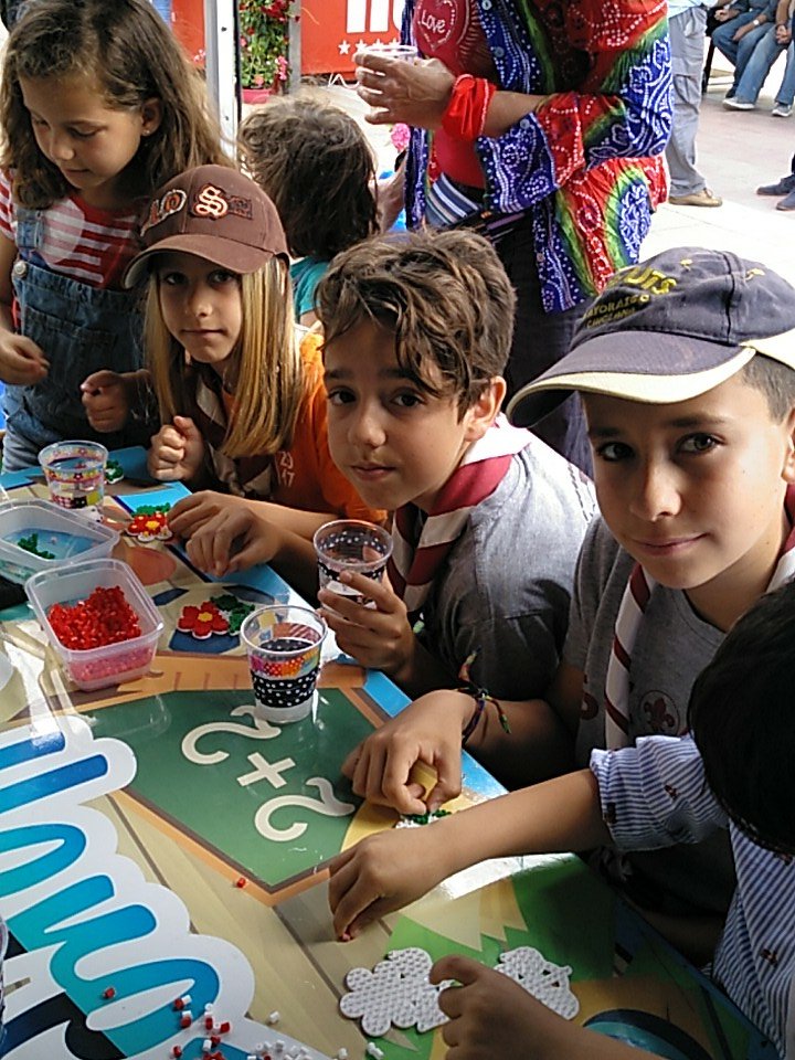 Mayorazgo_Ch's tweet photo. También realizando los talleres!!!!!!🌻🌼 https://t.co/ei1xGMDFX8