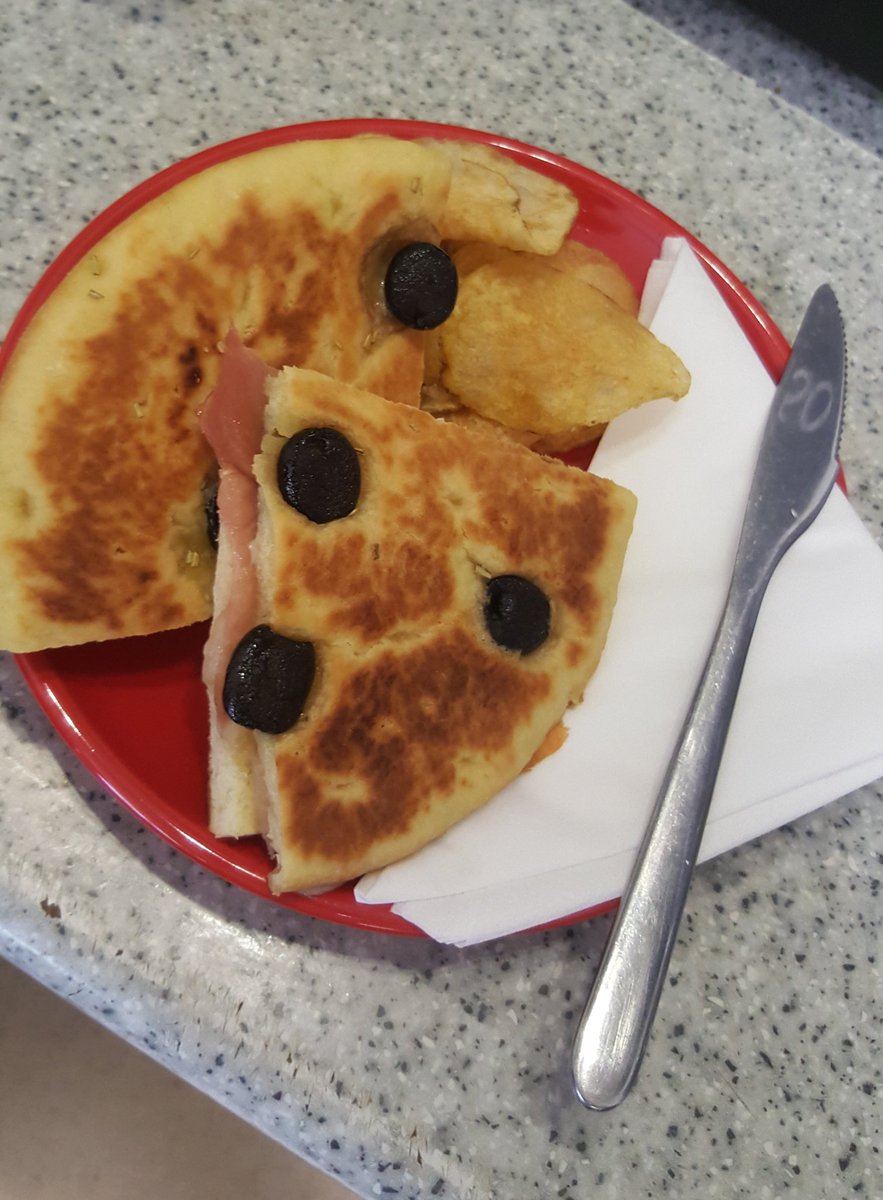 BuonissimoDeli1's tweet image. Newly available! Selling fast this morning. Toasted rosemary and olive focaccia #Saltaire