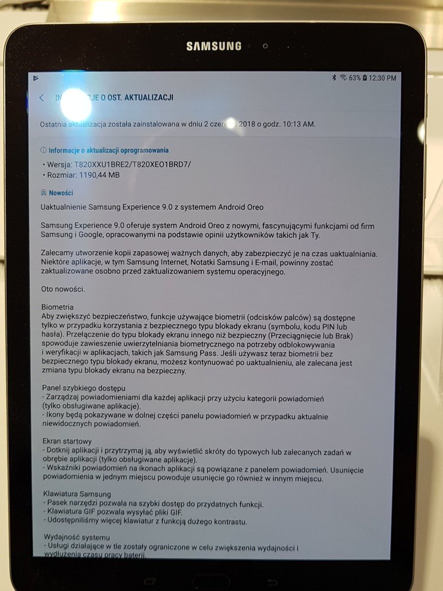 samzusterka's tweet photo. #TABS3 zakończył proces update do #Oreo 😍 https://t.co/xKFwFm3gYz