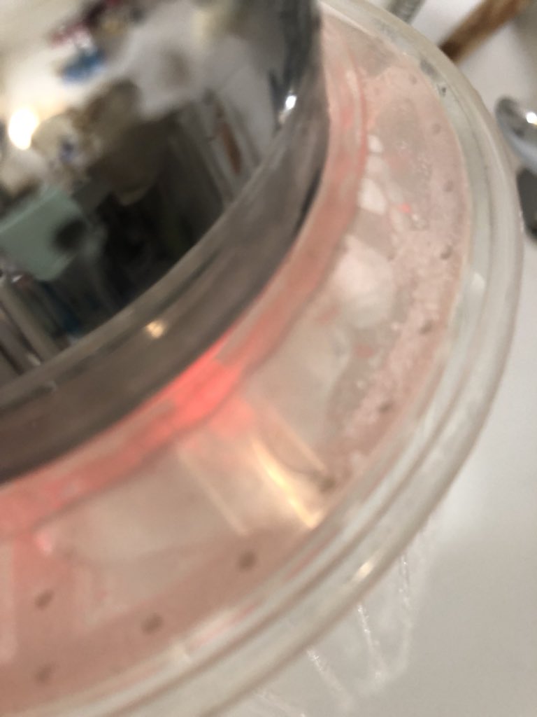 Mon plaisir prendre une douche aux huiles essentielles grace <a href="/SkinjayParis/">Skinjay Paris</a> le bonheur absolu❤️❤️. Et mes douleurs s’évaporent. Bien être