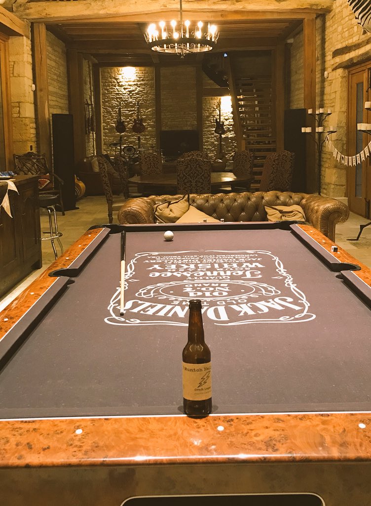 I think you may be onto something <a href="/zeptobrew/">Zepto Brewhouse</a> I finally sampled your experimental hybrid larger whilst on Holiday (my party barn for the week in the Cotswolds) and thought it was the closest I’ve come to giving up the mass produced larger pops, well brewed 👍