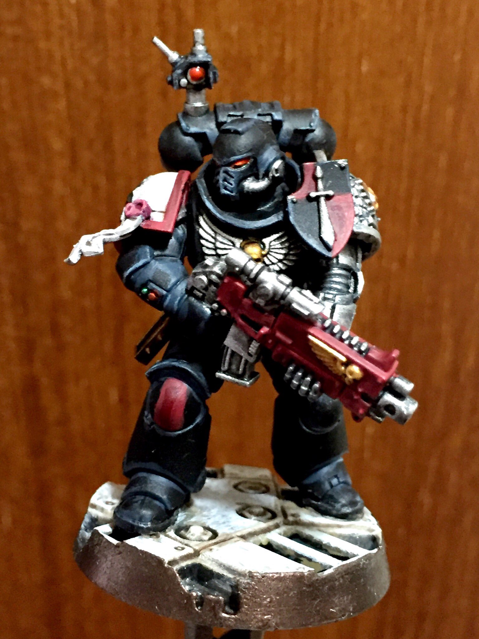 ウォーハンマー Amazon.co.jp: JoyToy ウォーハンマー 40K 1/18 アクション