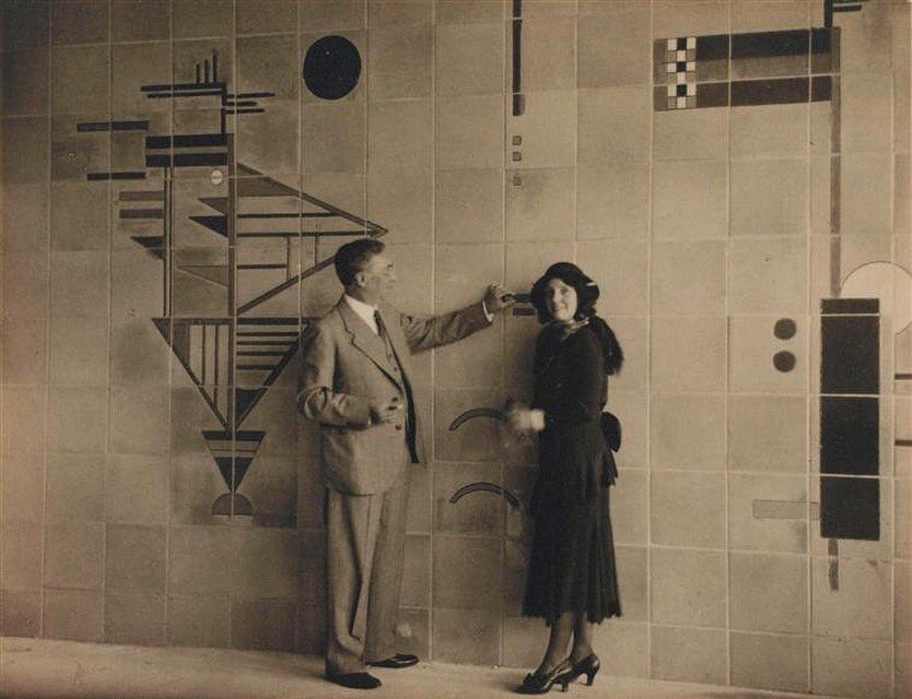 BauhausMovement's tweet photo. 🎨Wassily and Nina #Kandinsky in the #Bauhaus “Salon de musique”, 1931. https://t.co/eMiy2iBGpw