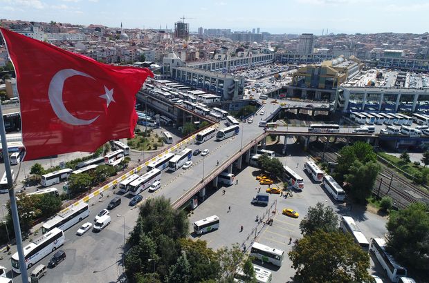 akittv's tweet photo. Bayram öncesi otobüs biletleri tükendi #TOFED https://t.co/dd2vbNFiVh https://t.co/0sXNmdn1J0