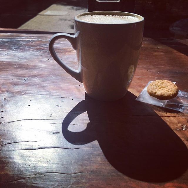 karentoittoit's tweet photo. Winter sun seeking with a cappuccino
#SaturdaysAreMadeForThis
#CoffeeDay #WaitingForTheKid
#SunSeeker
#CoffeeSeeker
#CoffeeButBetter
#CappuccinoLove
#SAMomBlogger
#TheBeanCafe https://t.co/OYYD4DwGBf https://t.co/KYKy48mk1N