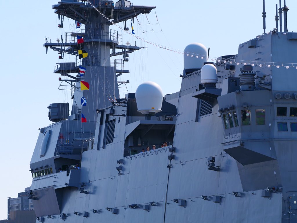 skprancham's tweet photo. メカ萌え
わかる方向けwww
2018/06/02
#いずも #護衛艦いずも #SeaRAM #CIWS #ops50 https://t.co/twB9Ld1e4M