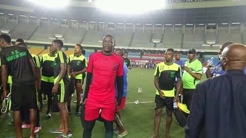 VclubT's tweet photo. #PROCHAIN_MATCH
A noter qu'après ce match, V. Club quittera Kindu à partie de 08heure pour Goma le Lundi 04/06 puis Bunia afin d'être reçue le Jeudi 07/06 par FC MONT BLEU pour le compte de notre premier match de la Phase Retour des Playoffs.
#VeaTv https://t.co/ZERPK4aOQX https://t.co/aqYZjizzmQ