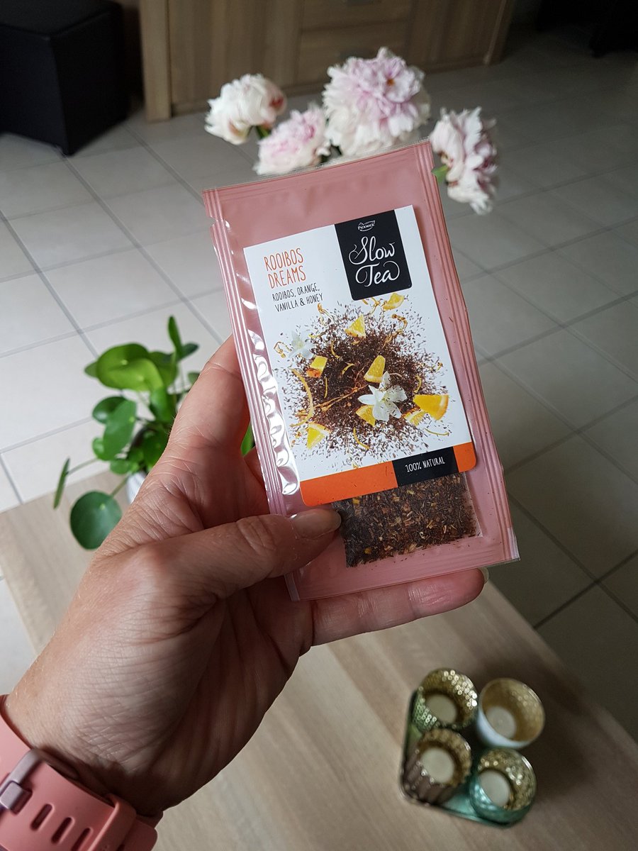 Natas__cha's tweet photo. Goed theetje lijkt me zo 😉
#pickwick #quote #slowtea https://t.co/JUlEAu4uKR
