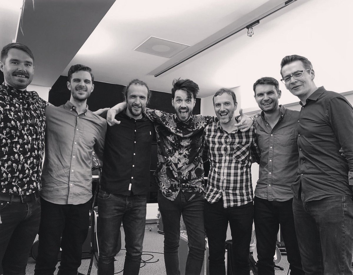 roddyhart's tweet photo. Love these lads with every fibre of my being. They did me proud and turned up to play as we reunited for a special set of classic songs for my Dad’s 70th. It was almost too much fun. Maybe we should do it more often... #RHLF #brothersforever https://t.co/0ix3VTbvxo