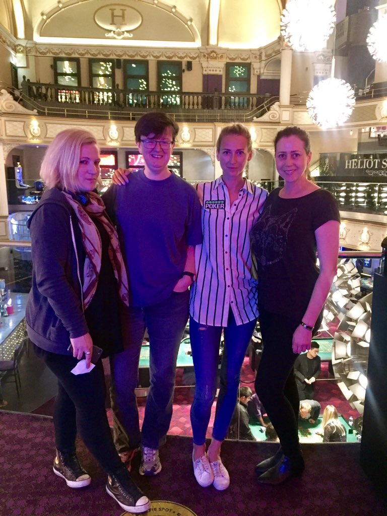 baltic_blonde's tweet photo. A mini live session in London with the girls in-between my poker studies 😎🤓#MegaStack #wsopprep https://t.co/nYzSm7GjcA