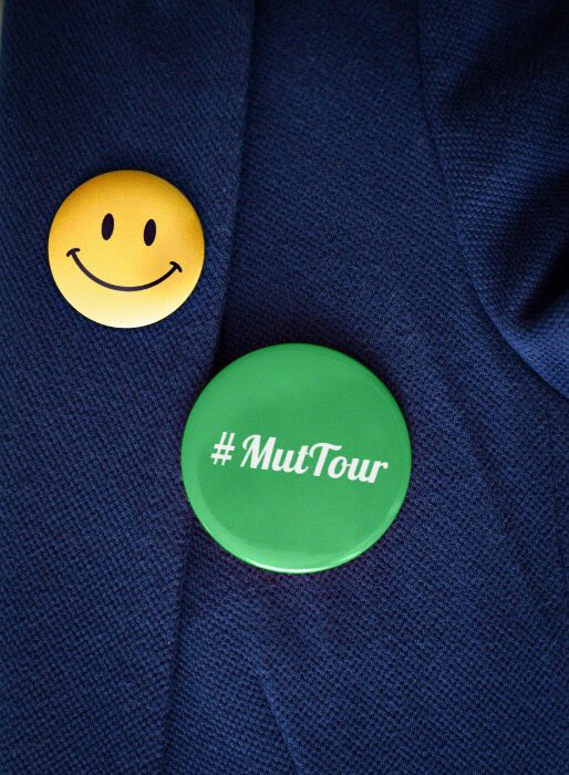 Dag_75's tweet photo. ALLES NEU MACHT DER MAI 💐
Seit dem 15. Mai 2018 hat die @depr_liga eine eigene Geschäftsstelle in #Bonn
#NotJustSad #Depression #ddl4you
#MutTour #wirsindviele
https://t.co/StrvEaDVck https://t.co/v0e9Zu7wkM