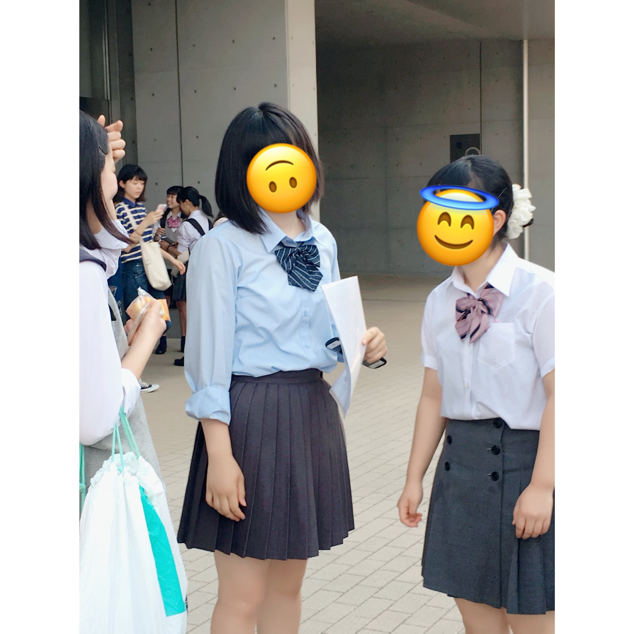 都立昭和高校吹奏楽部 A Twitteren さあみなさん Sbファッションショー の時間ですよ 本日は なんちゃって制服のご紹介 やっぱり学校の標準服を買わずに 学生服のブランドで ネクタイやリボン スカートを買うひとが多いですね スカート丈もjkして 都立昭和高校吹奏楽部 A Twitteren さあみなさん Sbファッションショー の時間ですよ 本日は なんちゃって制服のご紹介 やっぱり学校の標準服を買わずに 学生服のブランドで ネクタイやリボン スカートを買うひとが多いですね スカート丈もjkして
