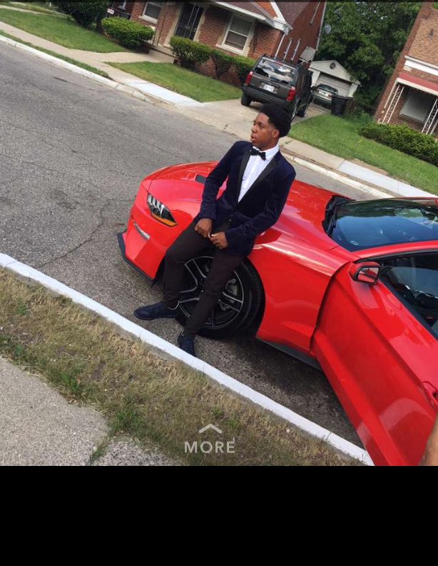 Matt2x_'s tweet photo. #Prom2K18 🌊 https://t.co/bHmkFszI5L