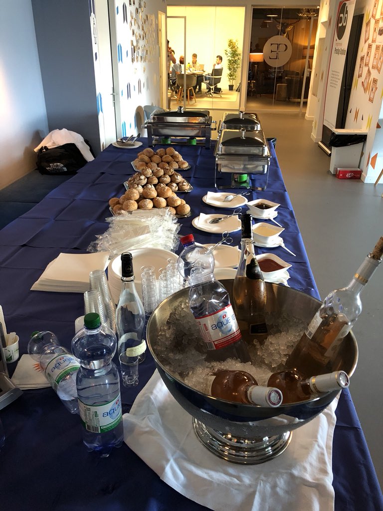 khurramjhumra's tweet image. Dinner time! It’s been 12 hours on Day 2 and I’m hungry!🍽#SWfintechGVA