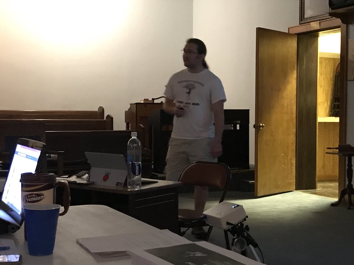 Neoacacia595's tweet photo. Our own Senior Warden led the discussion this morning in the 14th District Social Media &amp; Web Development class. Brother Nick Bolyard led the Social Media, while Worshipful Brother Matt Johnson from our sister lodge, @blendon339 leads the Web Development!  #Freemasonry #GLOhio https://t.co/KBxBTaF7QV