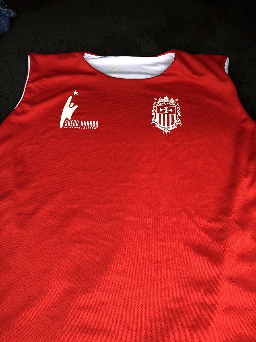 AcademySueno's tweet photo. Ya tenemos nuestras camisetas reversibles listas para ser entregadas.  El Chorrillo pronto tendrá su academia GRATUITA.  

Ayúdanos a reclutar. Cupos limitados!

@jairperalta05 @FePaBa @JCBOYD_SPORT360 @citybasketpty @cjamado  @cableondasports @tvmaxdeportes https://t.co/Z1tdcKXLuQ