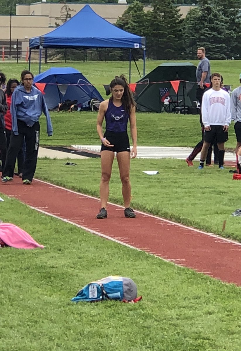 MHSAA D1 Track &amp; Field State Finals Update | Olivia Lopez placed 8th in the long jump, and earns her first all-state honor! CONGRATULATIONS <a href="/livlopez0313/">Olivia Lopez</a> !!!
<a href="/BHBlackHawks/">BH Black Hawks</a> @BHHSBlackHawks <a href="/PaulPkolin/">PKSports</a> <a href="/bhschools/">Bloomfield Hills Schools</a> <a href="/CHollerith/">Charlie Hollerith</a> <a href="/glasr333/">Rob Glass</a>