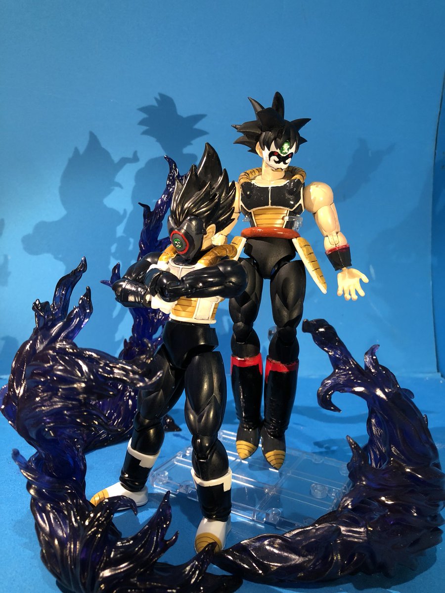 黒仮面のサイヤ人