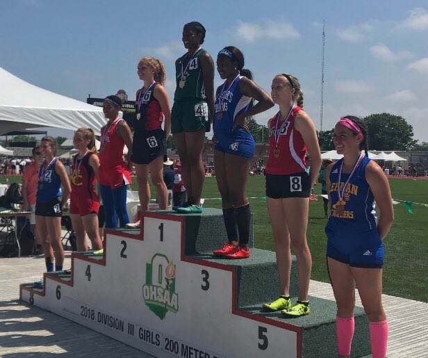 malvernhornetb1's tweet photo. Congratulations to Zoe Moser on winning the 200 meter State championship and runner up in the 100 https://t.co/OSdSchTdVa