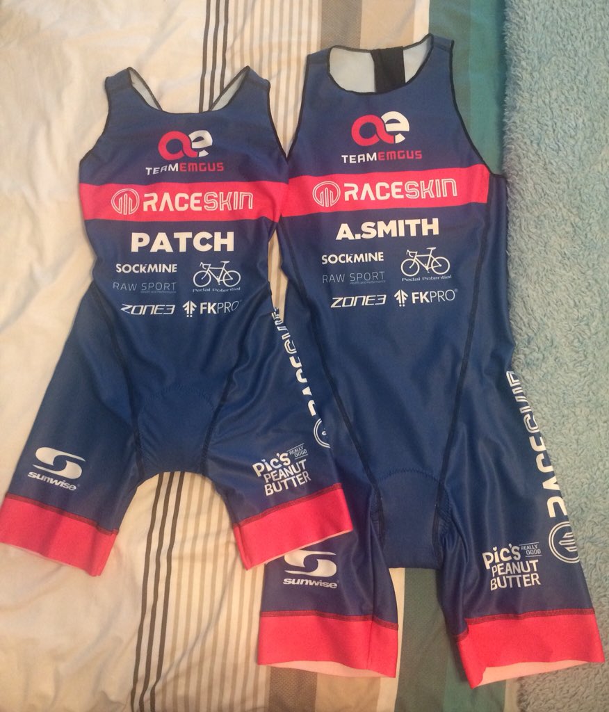 smithtri95's tweet image. Excited to race @DevaTriathlon tomorrow morning - 5th year in a row 💪🏻🏊🏻🚴🏻‍♂️🏃🏻 Even more excited because our @TeamEmgus suits arrived from @_RaceSkin today 😍 Love love love them!! #racing #teamemgus #triathlon #swim #bike #run #deva #matching #newkit #iracezone3
