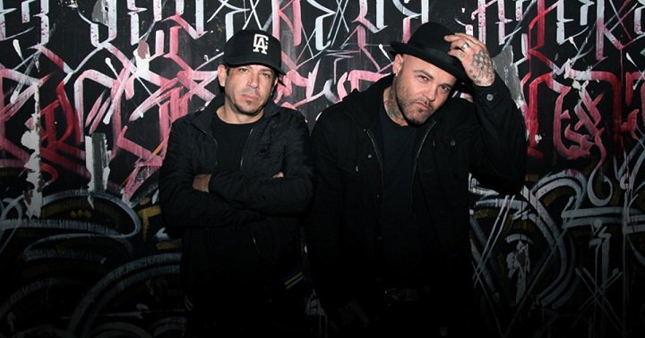 You're my Butterfly (etc etc). It's now stuck in our heads argh! blogpreston.co.uk/2018/06/crazy-… @visitguildcity <a href="/shipsandgigs/">Ships&Giggles</a>