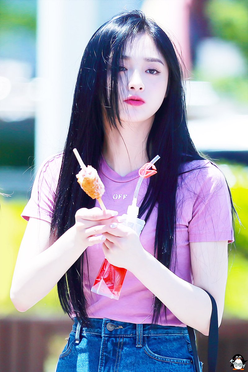 Kay8y_101's tweet photo. 180602 미니 팬미팅
#결경 #프리스틴 #洁琼 #pristin #Kyulkyung https://t.co/FNtTtOv5JQ
