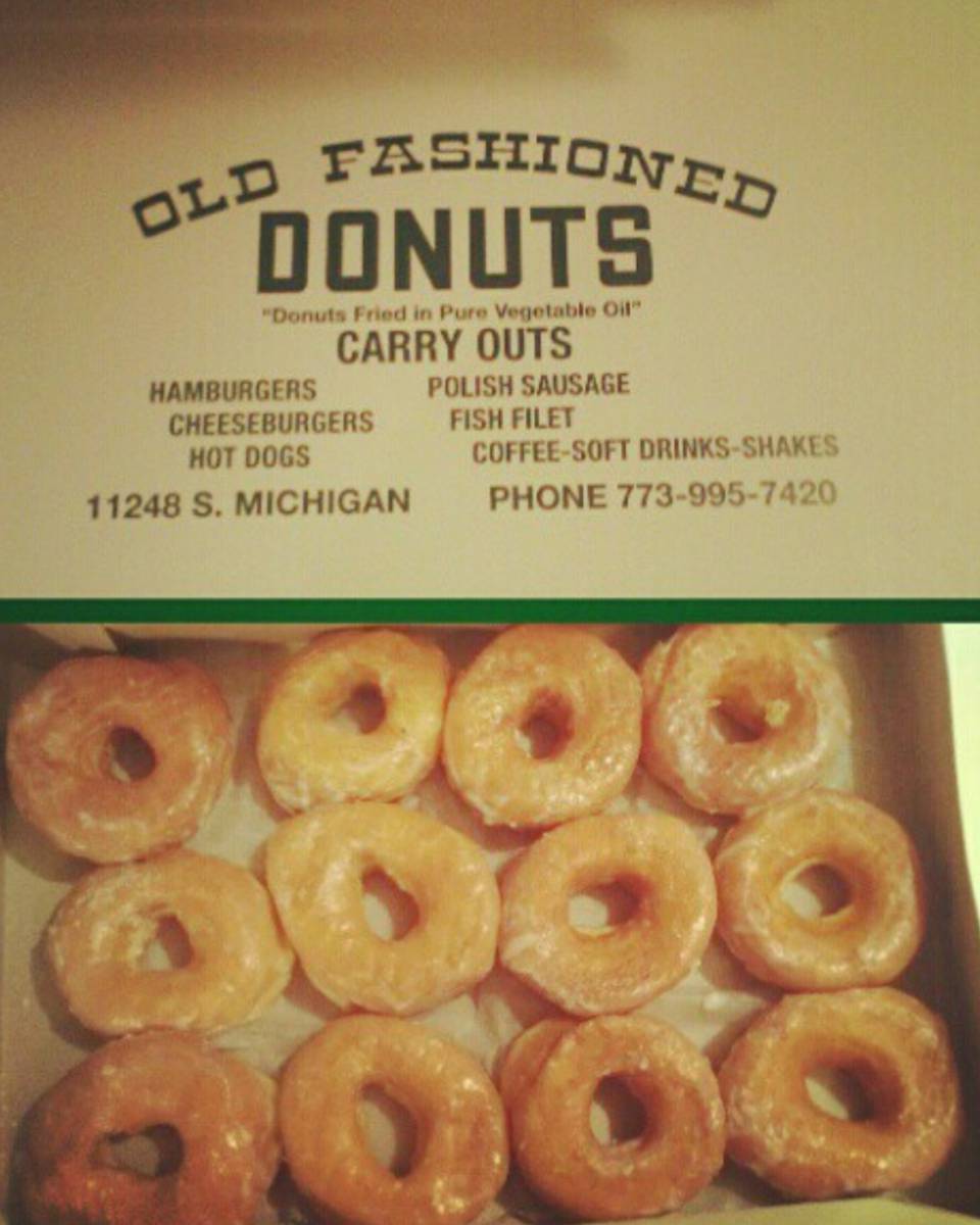 OFdonutsChi's tweet photo. A Chicago Staple for 45 years https://t.co/Qe6qIrEuro