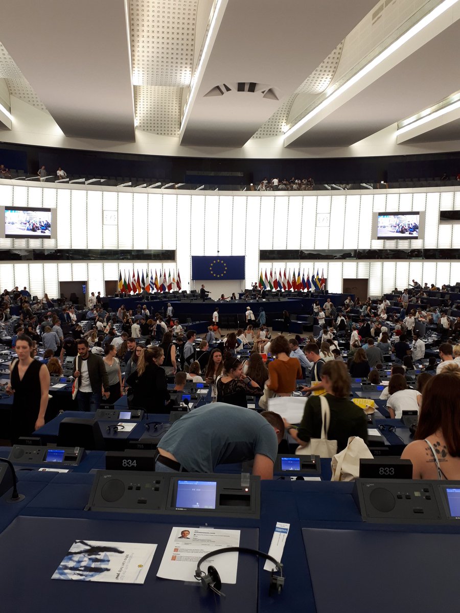 EurostepBdx's tweet photo. #EYE2018  Les Bordelais au Parlement Européen !! https://t.co/anJ6qDlagx