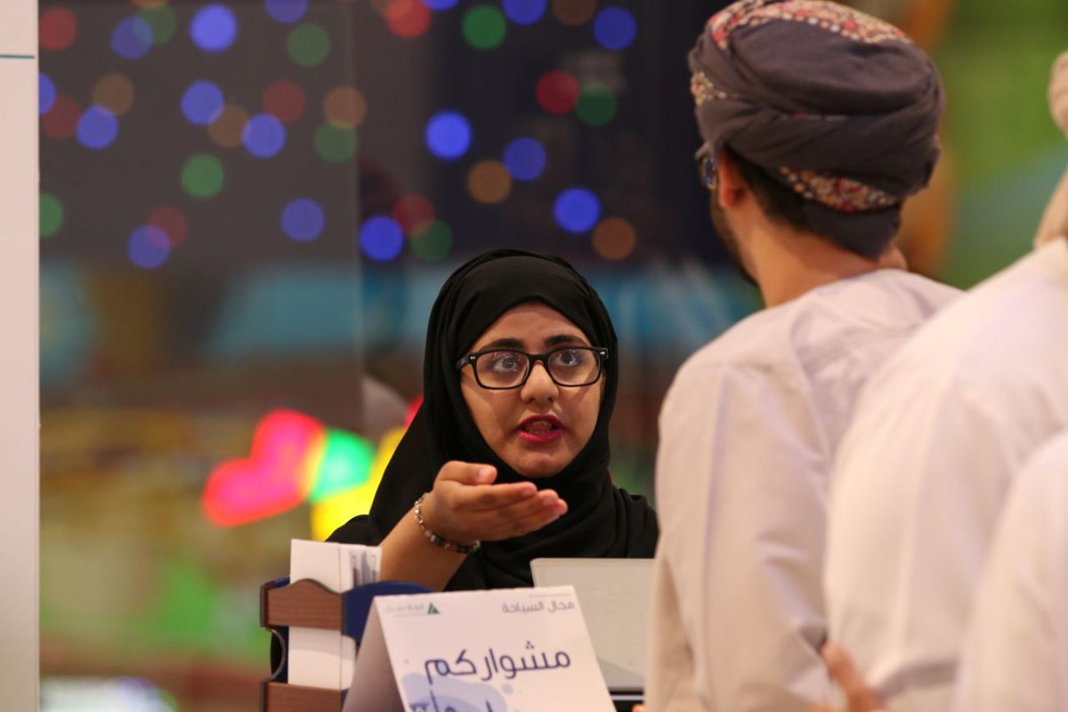 meshwarkom's tweet photo. تغطيه اليوم الأول
#المعرض_الثاني_للشركات_الطلابية
#عمان_افنيوز
@omanavenuesmall
#انجاز_عمان
@Injaz_Oman
#علينا_مشواركم 
#meshwaarkom https://t.co/rGjQqQjYaE