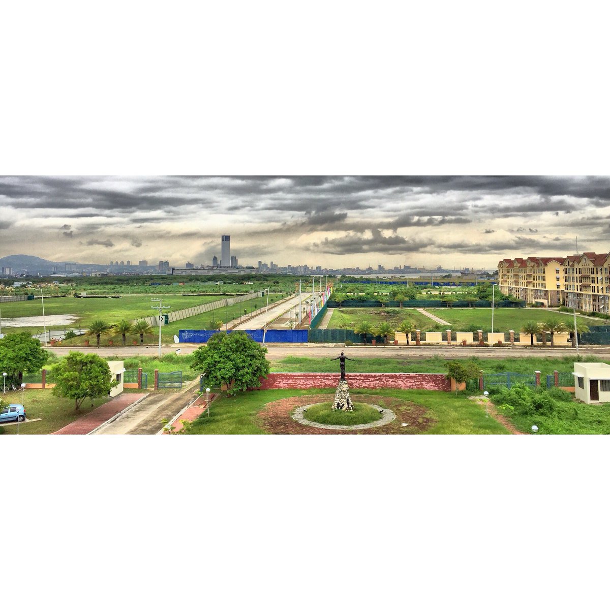 realmickoi's tweet image. Overlooking from the admin building..
UP Professional Schools, Cebu City

#oble
#servethepeople