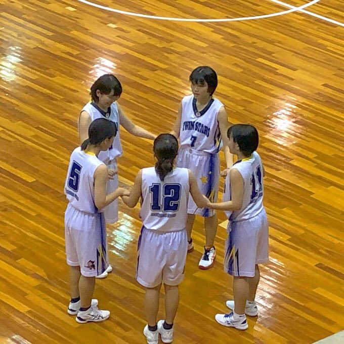 rn_04721's tweet photo. 今日で引退しました。

県総体でベスト16まできて
大好きなみんなとここまでバスケ
できて本当に嬉しかったです
みんなとバスケできたことは
りのにとって最高のバスケ人生でした

本当に今までありがとう https://t.co/1vJxWBbAeU