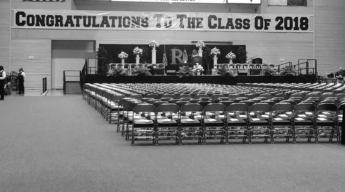 RichardsonISD's tweet photo. 🔴 Can't make it to #graduation? Follow the #Livestream first up @LakeHighlandsHS #RISDClassof2018 https://t.co/C2Ut2u6Wcl https://t.co/7jl5vyYJz2