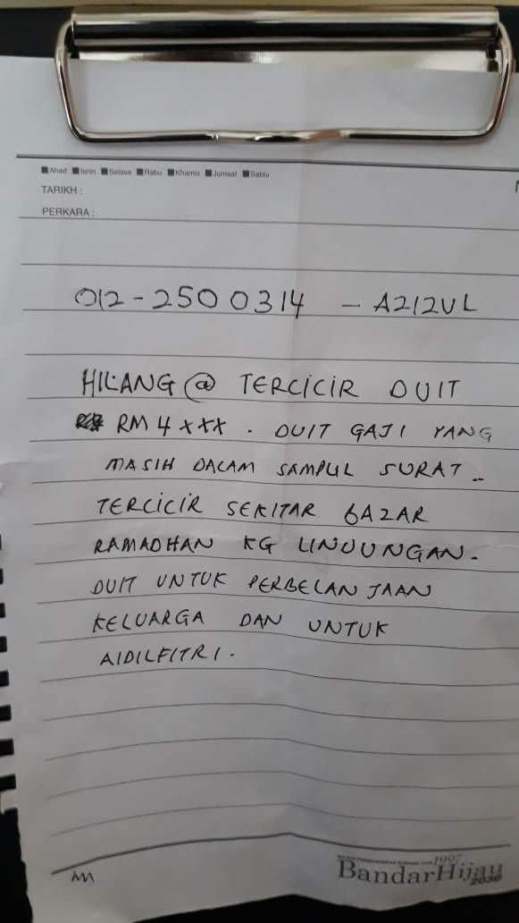 CCergas's tweet photo. Harap siapa yg jmpe tu dapat la pulangkan kat encik azizul ni kesian Cuba la kita ditmpat dia semoga Allah permudahkan hndaknya.... Hari ini kita tolong orang, Esk lusa Allah tolong kita. https://t.co/wlsihZu0zi