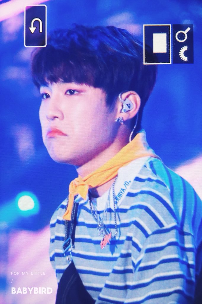Babybird_lo's tweet photo. 180602 중콘
우리 장꾸 진짜 애기인줄 알아따 ㅠ_ㅠ_ㅠ_ㅠ_ㅠ_ㅠ_ㅠ_ㅠ

#박우진 #parkwoojin https://t.co/4OOY1Ui5cH