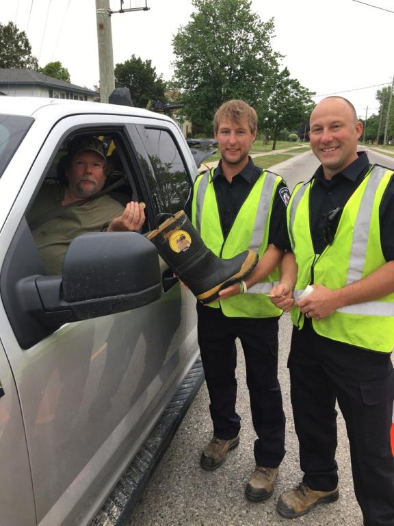 ChiefBillHunter's tweet image. Your @WestPerth1 Firefighters are operating a #BootToll today in Mitchell in support of @MDCOntario @MD_Canada 

Please be generous! They will be out until noon. #MoreThanFires