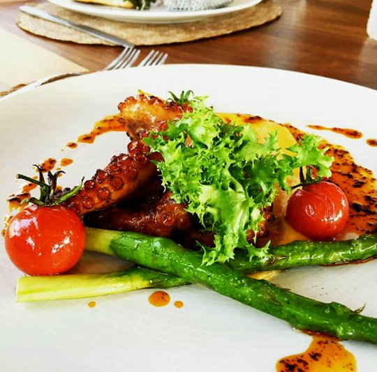 MareaBeachfront's tweet photo. Are you craving octopus? Well, we are here to satisfy your craving. Think roasted octopus with fresh vegetables from our garden; Meet me at Ola! https://t.co/tnFYqbxotG