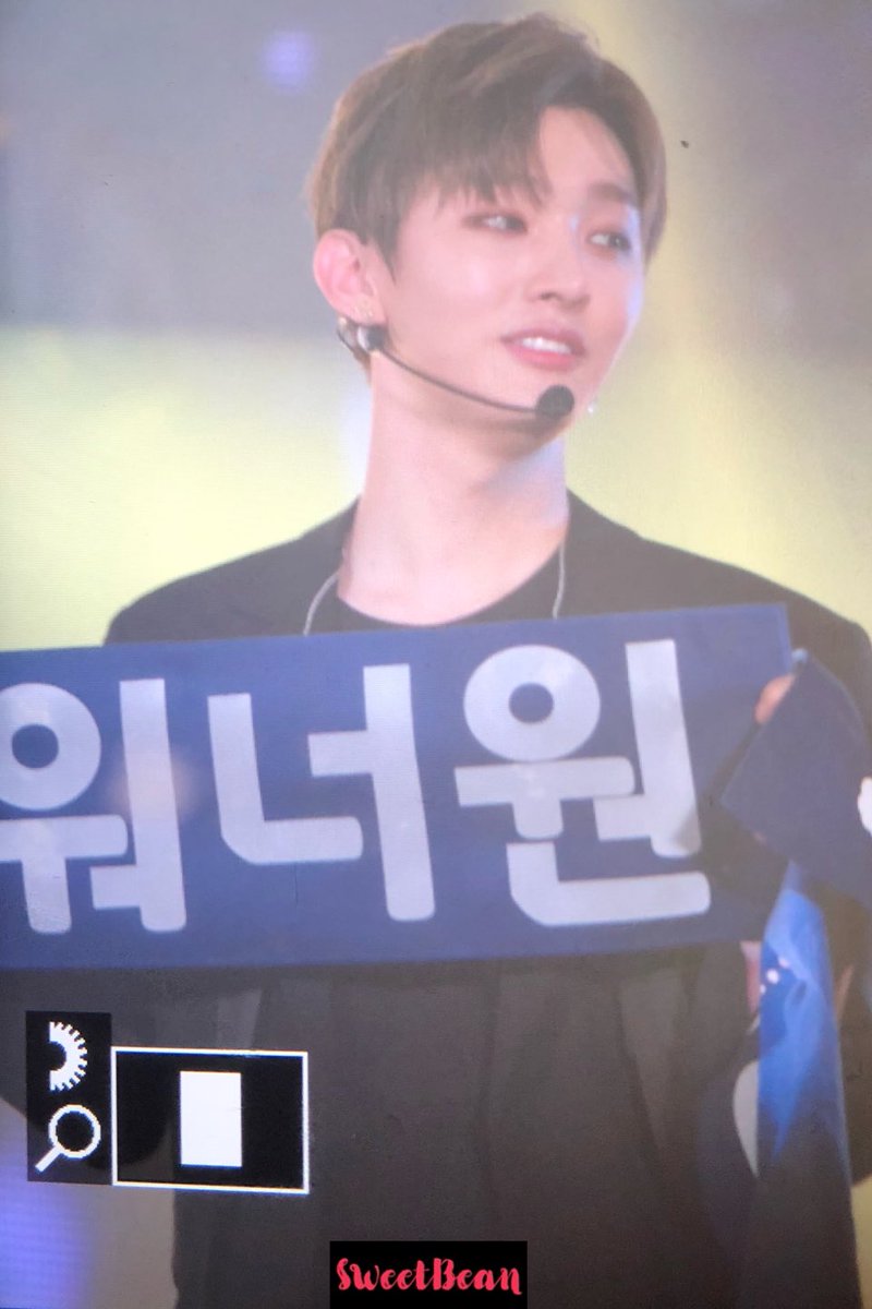 SweetBeanJS's tweet image. 180602 #윤지성 
워너원 리더 자랑스러워ㅜㅜ