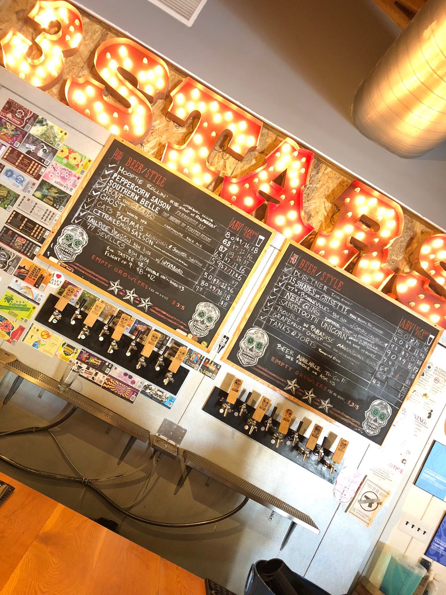 3starsbrewing's tweet photo. Need plans on this beautiful Saturday? Come by the brewery, we have 18 taps (including sours and taproom exclusives) live music from the Vibe Reunion Tour, &amp; @dccrabcakenco. Open 1-7pm. #dcbrews #Savor https://t.co/ybYELBZ37g