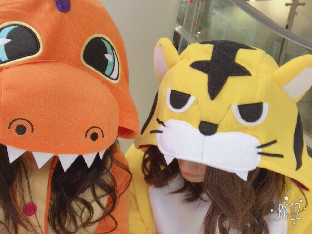 _________09once's tweet photo. めっちゃ今更やけどㅎㅎ
SHOWCASE LIVE "Candy Pop"🍭
着ぐるみ参戦 楽しすぎた♡ https://t.co/CKJSJ8YPOn