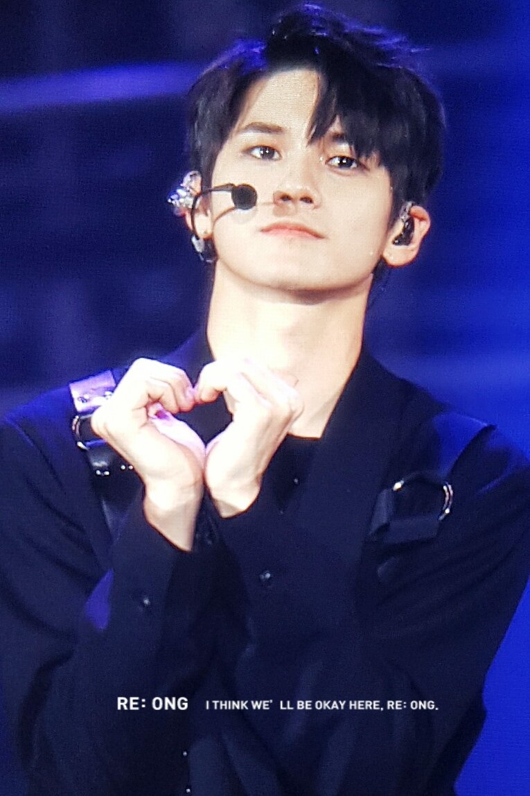 RE_ONG950825's tweet photo. 180602 하트 장인
#옹성우 #ongseongwu https://t.co/64bh4rWrZh