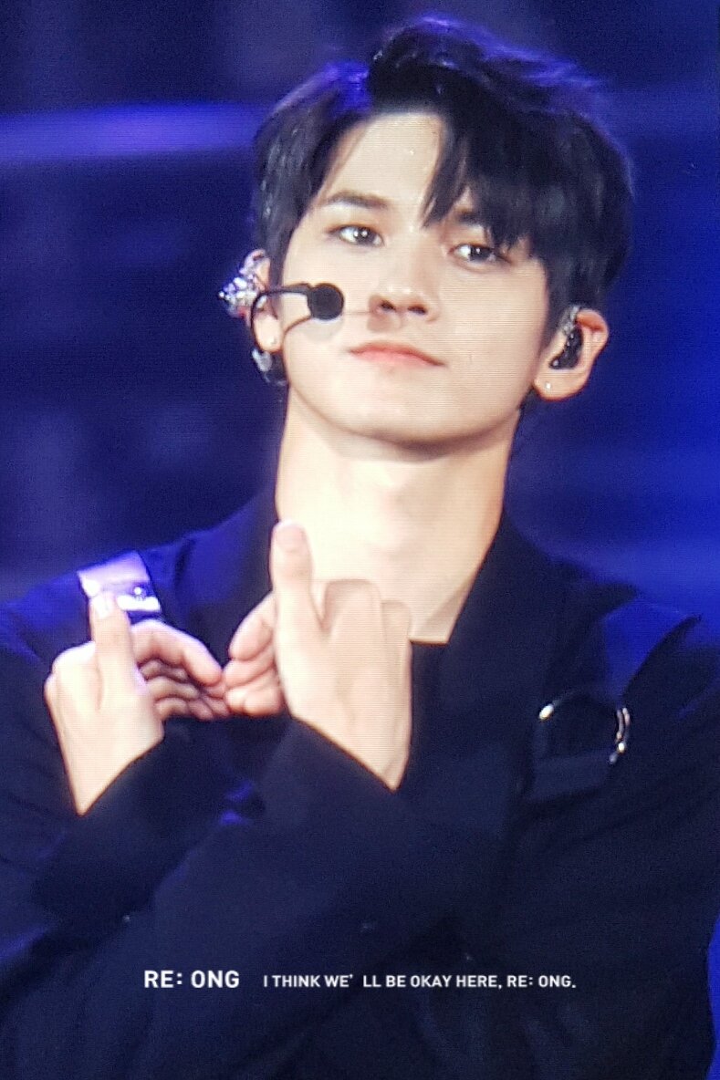 RE_ONG950825's tweet photo. 180602 하트 장인
#옹성우 #ongseongwu https://t.co/64bh4rWrZh
