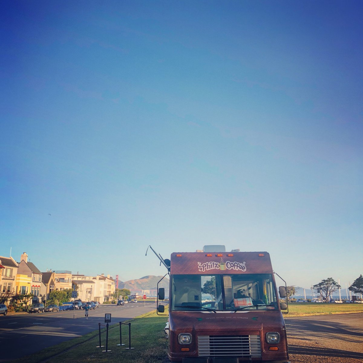 #philztuck is serving up ☕️❤️ on Marina Green Triangle (Marina/Buchanan) this weekend due to Escape from Alcatraz race. Tell a friend 🎈 @philzcoffee