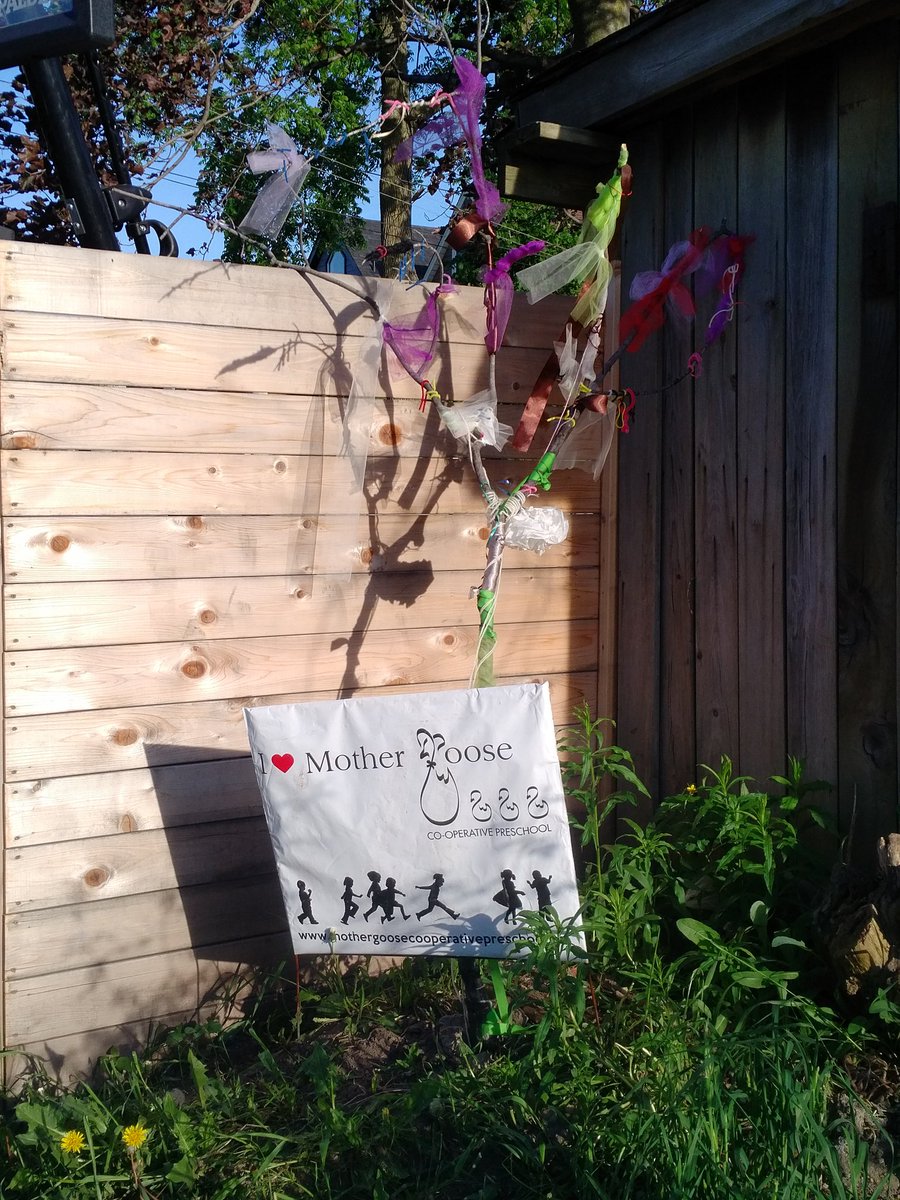 leogervais's tweet photo. #mykirkendall Love walking my alleyway and finding random acts of art! #100in1dayham https://t.co/oKR10S1v7h