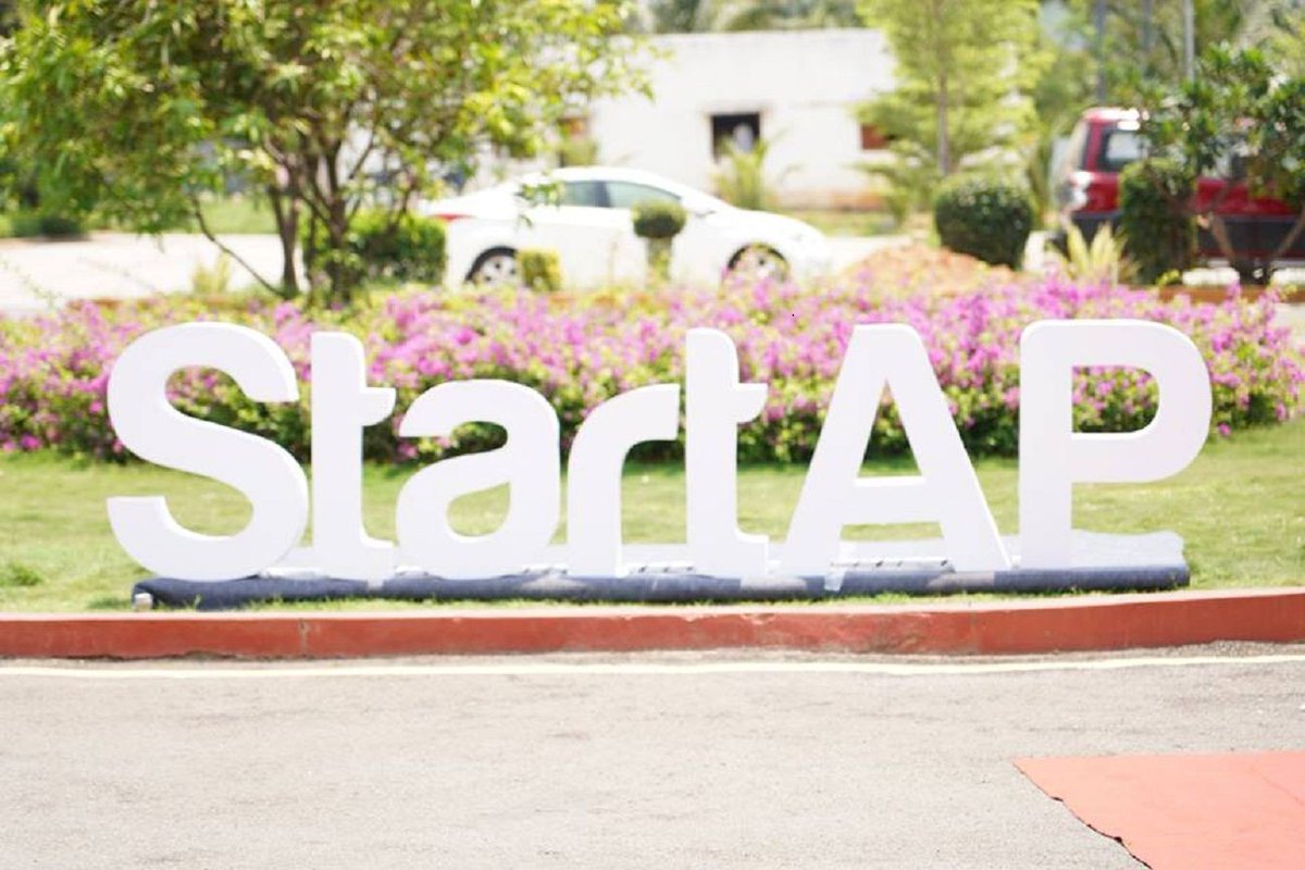Start AP is Putting #AndhraPradesh on the Global #Innovation Map
ow.ly/bEa330kiXIk
#Entrepreneurship, #Blockchain, #Fintech, #Vizag, #Startup 
<a href="/startapfest/">StartAP</a> @FintechValley  <a href="/ncbn/">N Chandrababu Naidu</a> , <a href="/naralokesh/">Lokesh Nara</a>
